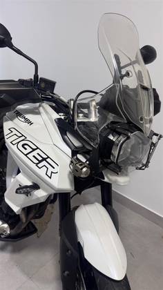TRIUMPH TIGER 800 XRX 